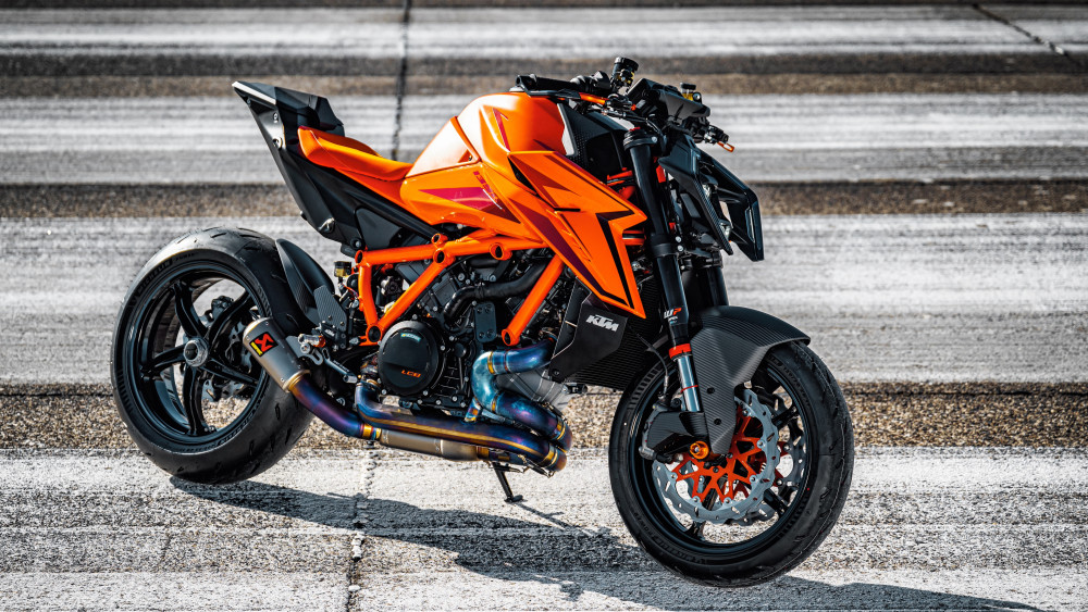 KTM 1390 Super Duke R Wallpaper