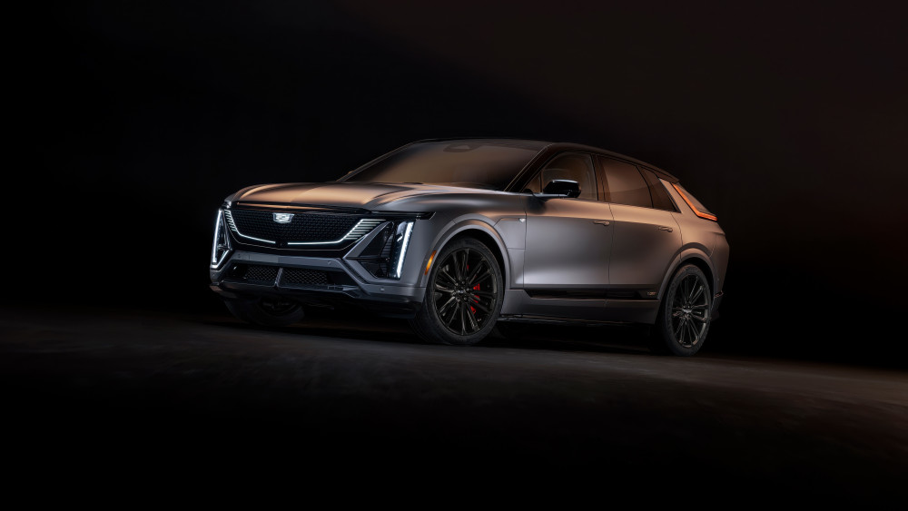 Cadillac Lyriq-V Wallpaper