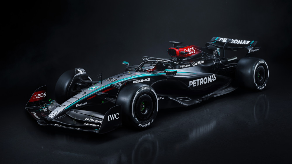 Mercedes-AMG F1 W15 E Performance Wallpaper