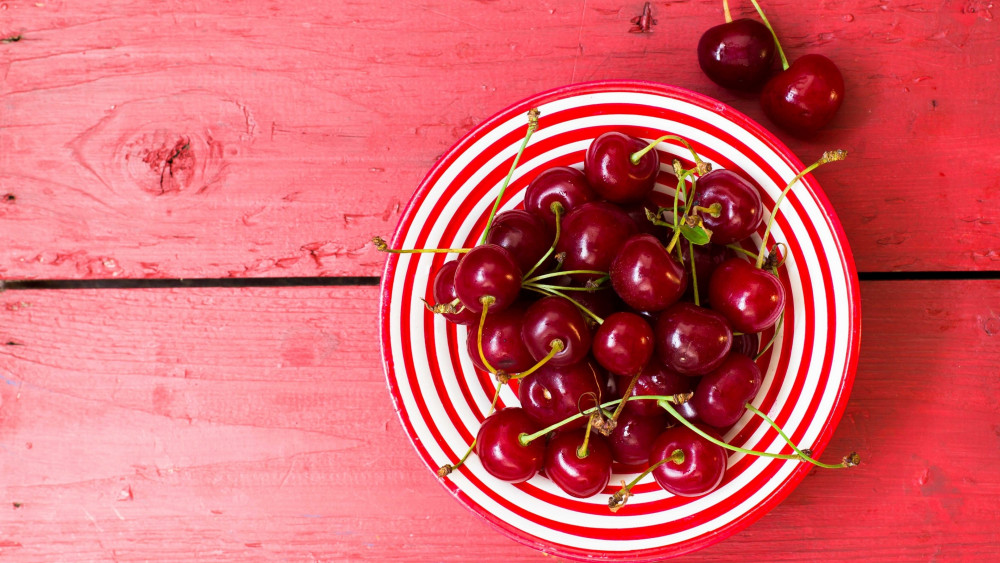 Cherries Wallpaper