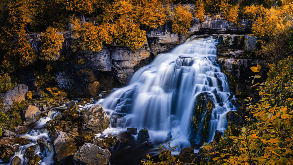 Inglis Falls Wallpaper