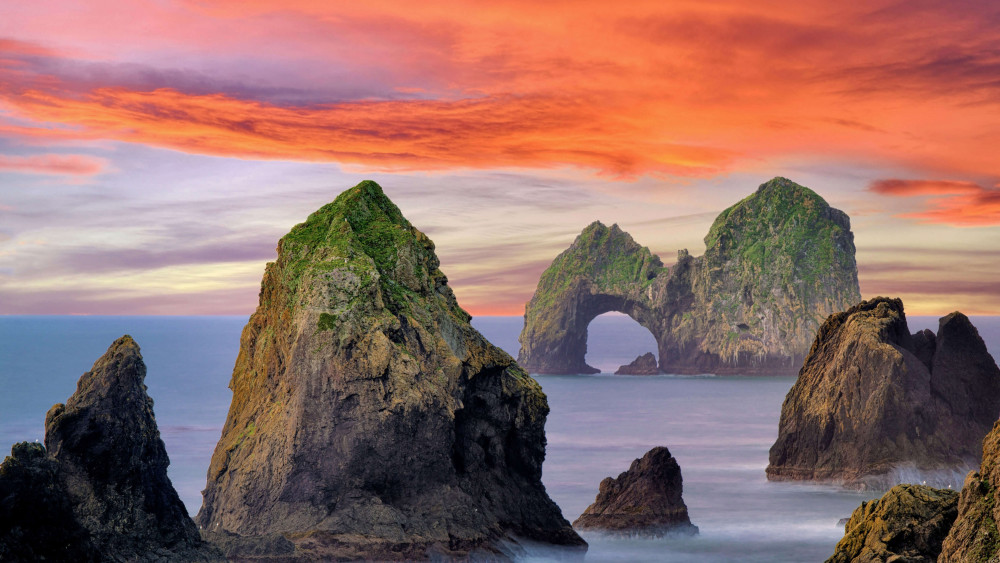 Mack Arch Rock Wallpaper